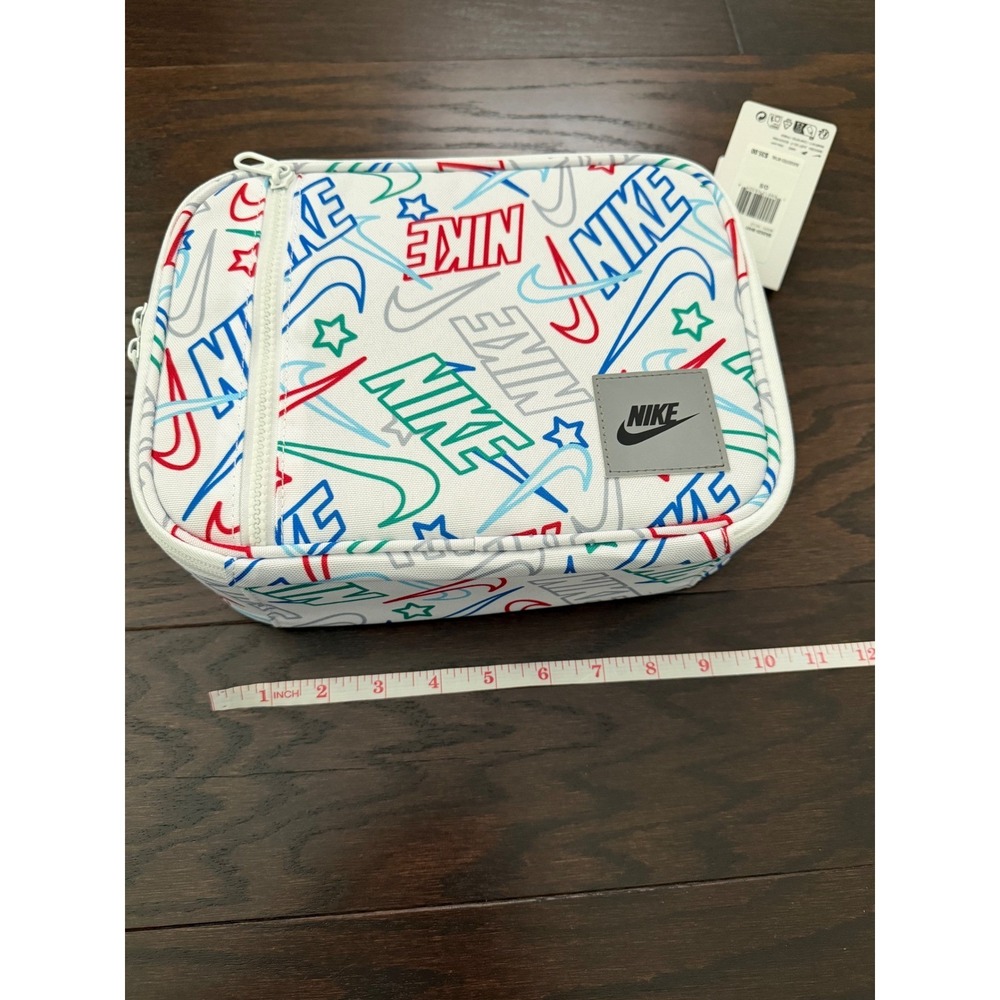 Nike Hard Shell Lunch Box White Multi Swoosh Logo Star Print 4L 9A2929-W4H NEW - Picture 12 of 13